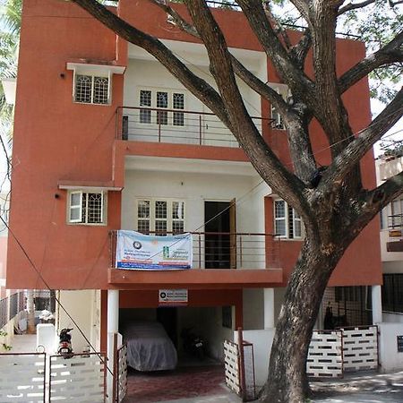 Sampada Homestay Bangalore Luaran gambar