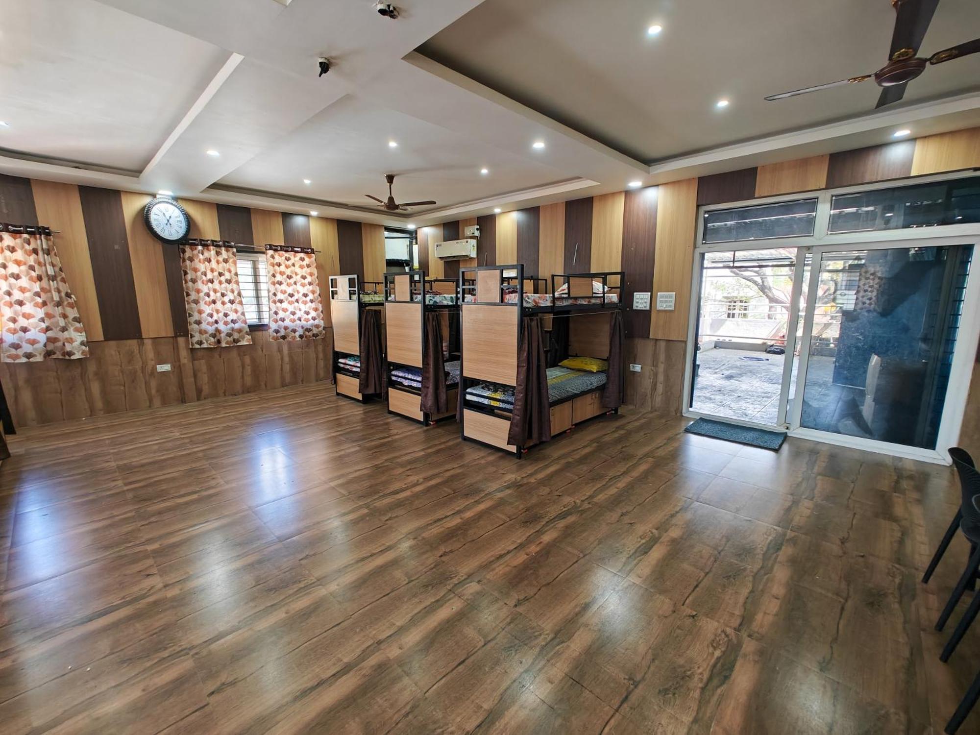 Sampada Homestay Bangalore Luaran gambar