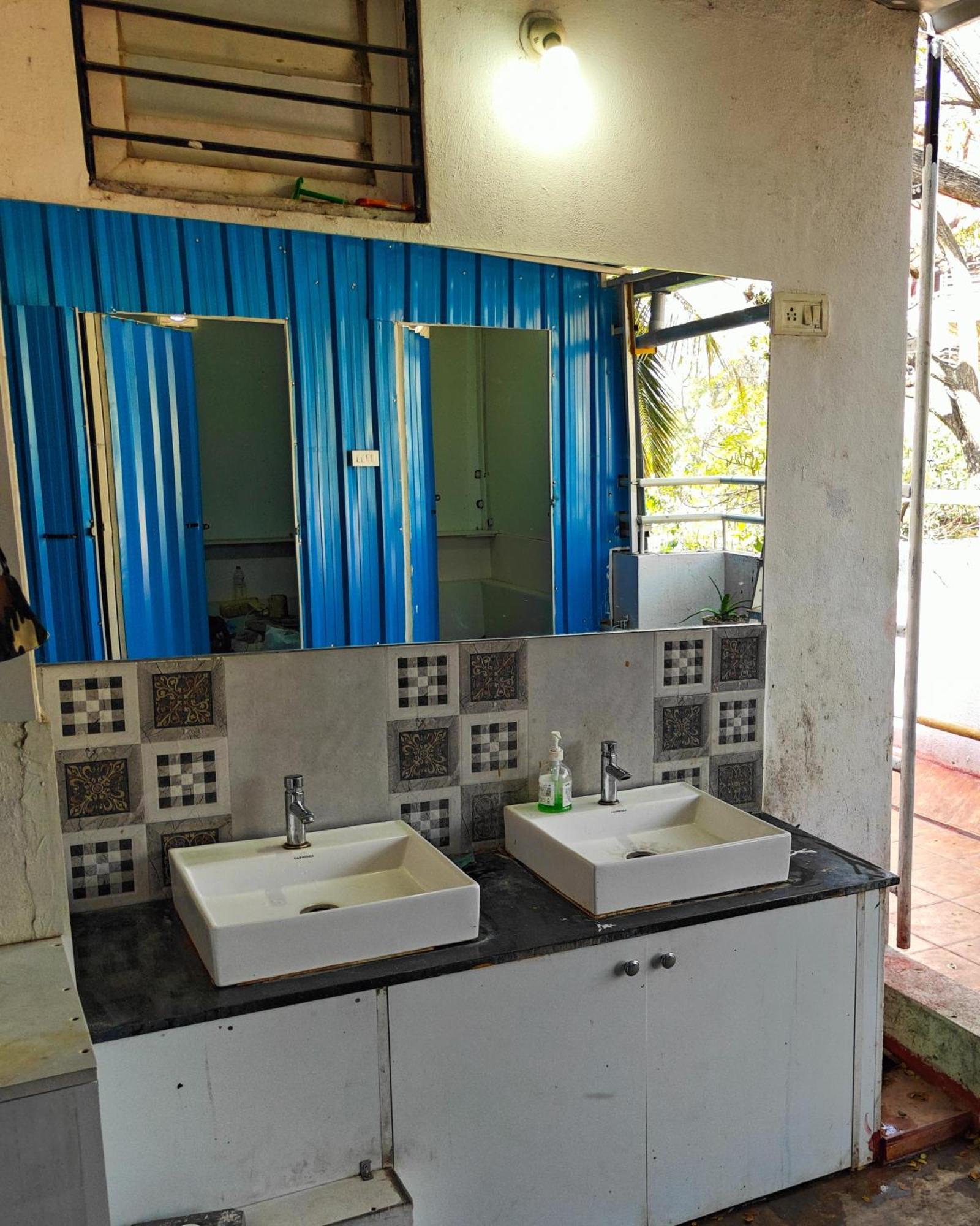 Sampada Homestay Bangalore Luaran gambar
