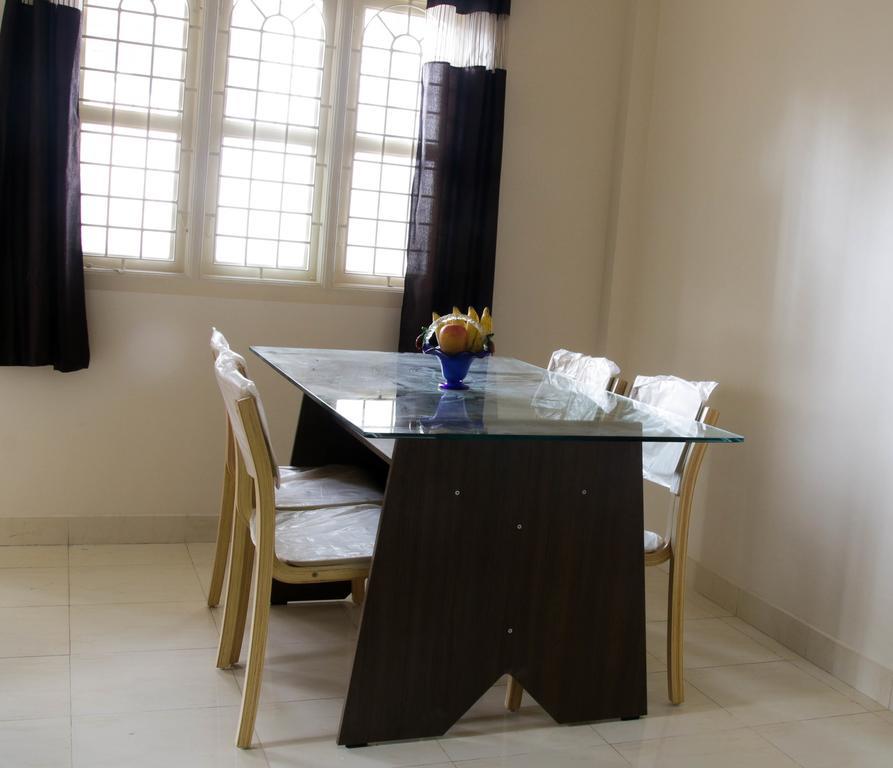 Sampada Homestay Bangalore Luaran gambar