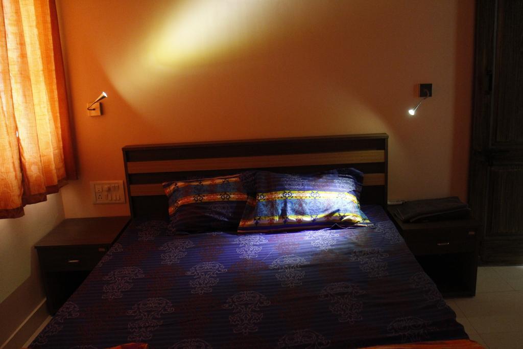 Sampada Homestay Bangalore Luaran gambar