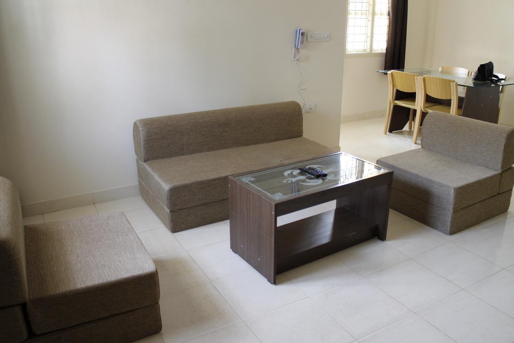 Sampada Homestay Bangalore Luaran gambar