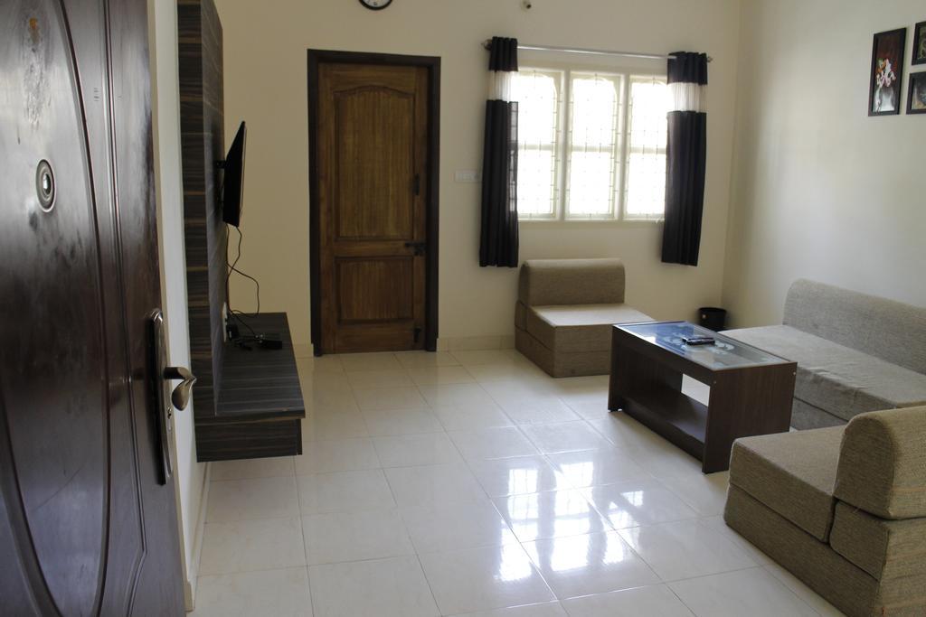 Sampada Homestay Bangalore Luaran gambar