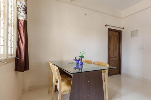 Sampada Homestay Bangalore Luaran gambar